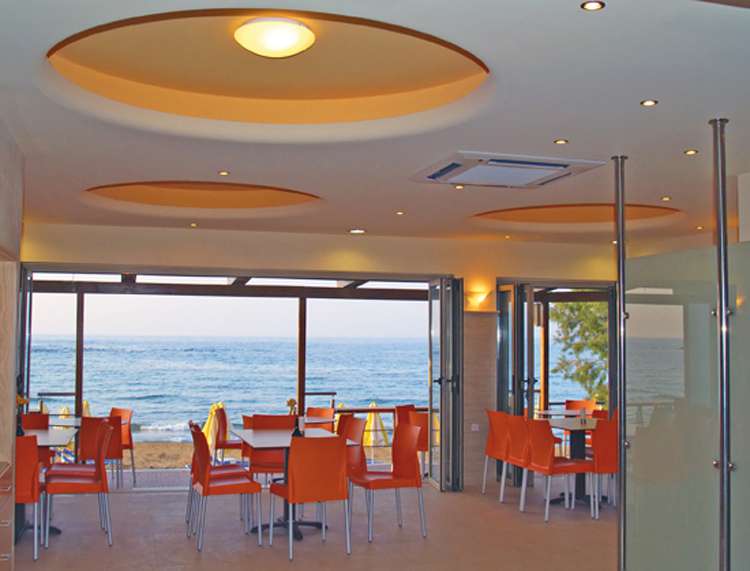 HOTEL ZEPHYROS BEACH | Creta